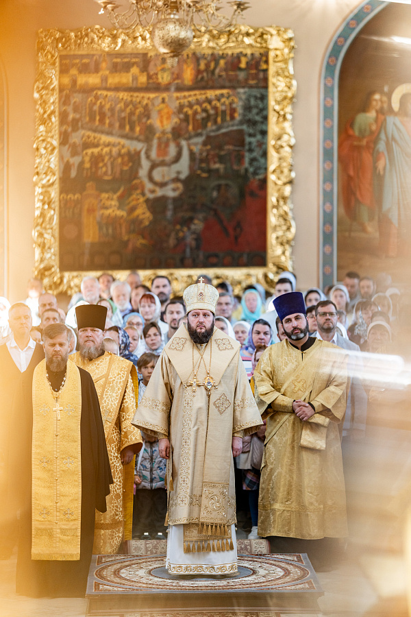 Божественная литургия в соборе Всемилостивого Спаса Вознесенской Давидовой пустыни